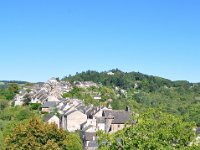 DSC 0188  Najac on ridge line